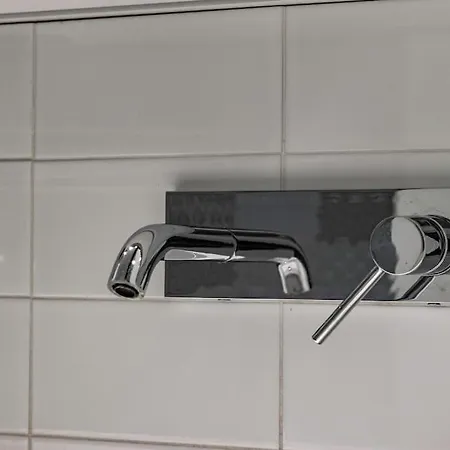 Central Spot With River View 公寓 *