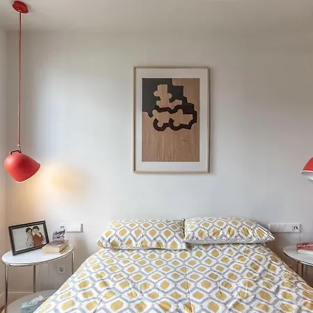 Central Spot With River View Appartement *